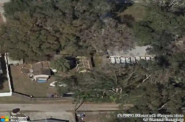 852 46th ave n, saint petersburg,  FL 33703