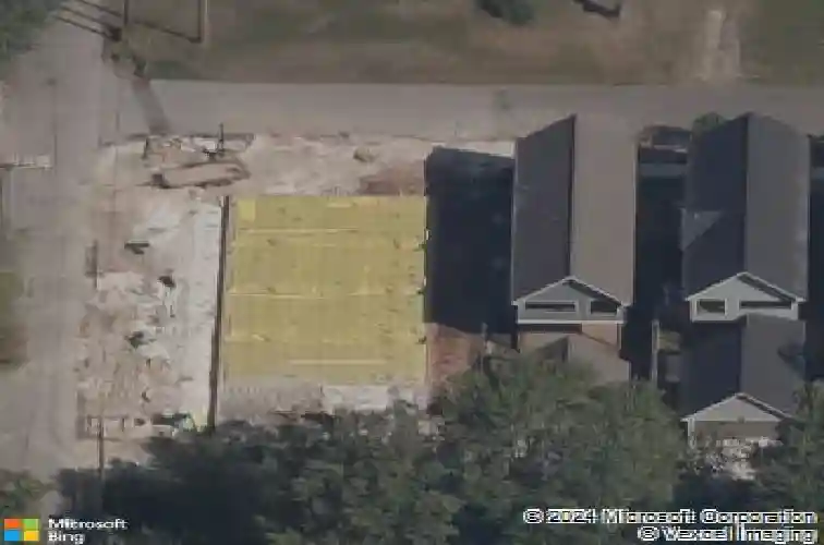 703 se a st, bentonville,  AR 72712