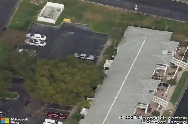 5020 beach dr se
                                ,Unit D, saint petersburg,  FL 33705