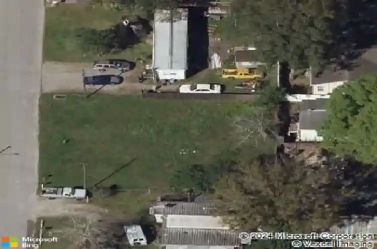 12425 land st, largo,  FL 33773