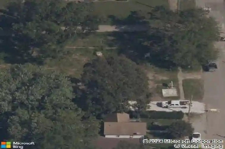 502 se c st, bentonville,  AR 72712