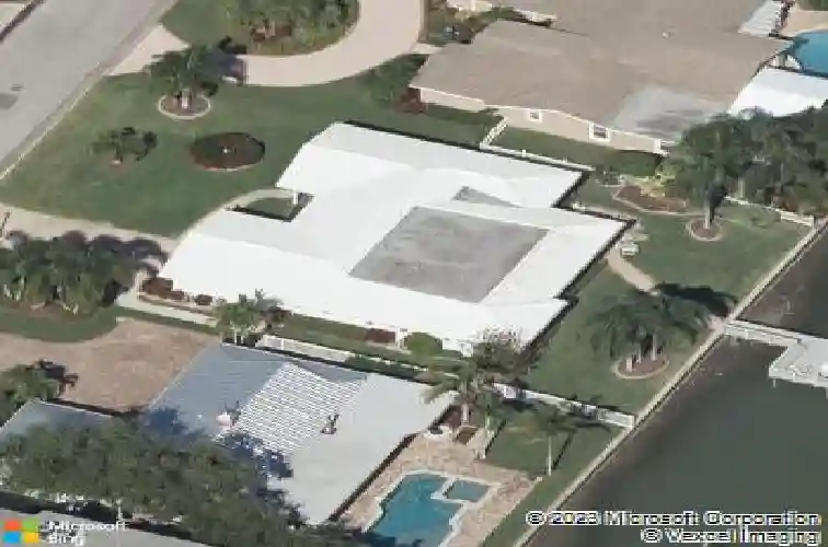 109 poinciana ln, largo,  FL 33770