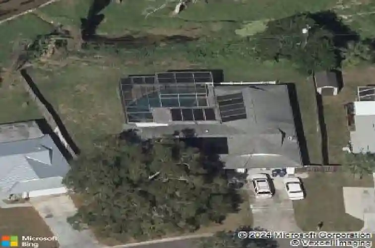 2233 6th ave sw, largo,  FL 33770