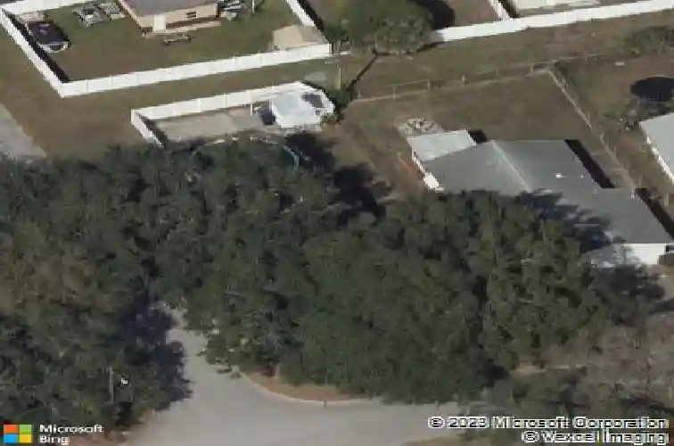 6501 livingston ave n, saint petersburg,  FL 33702