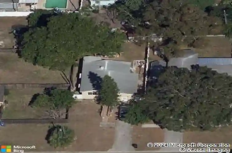 2739 16th ave n, saint petersburg,  FL 33713
