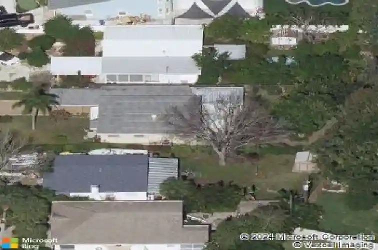 1211 bay palm blvd, indian rocks beach,  FL 33785