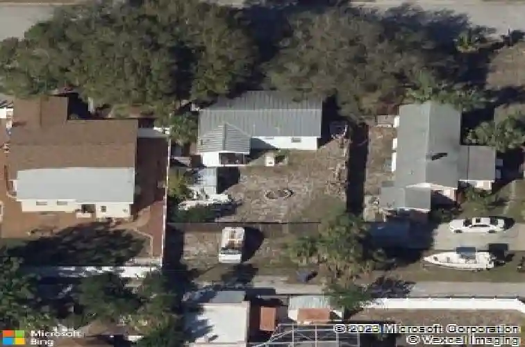 6810 4th ave n, saint petersburg,  FL 33710