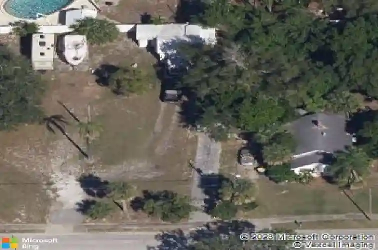 512 woodlawn st, clearwater,  FL 33756