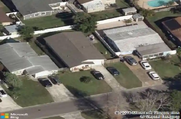 1861 shore acres blvd ne, saint petersburg,  FL 33703