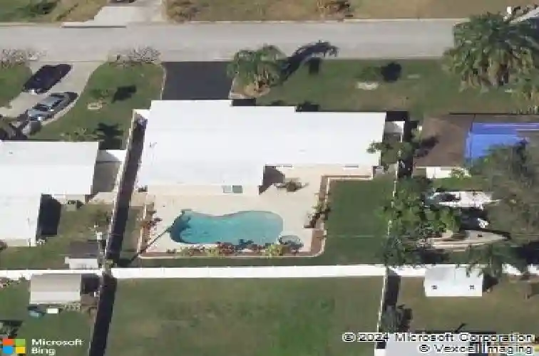 2032 gatewood dr, largo,  FL 33770