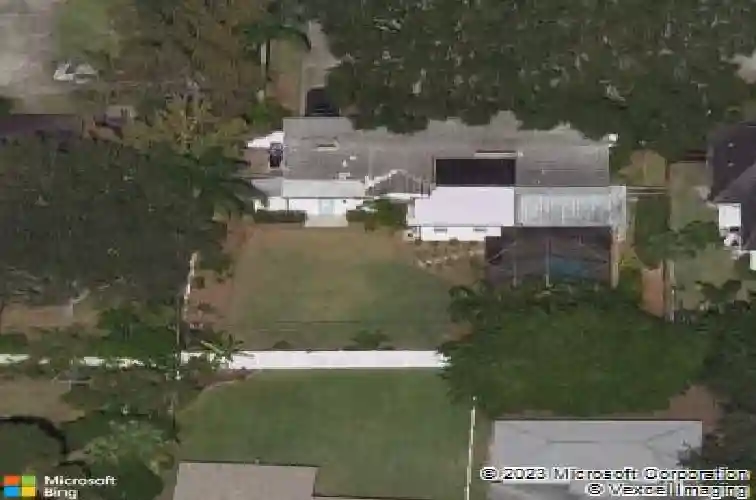 1015 snell isle blvd ne, saint petersburg,  FL 33704