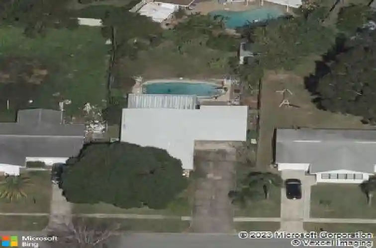 10921 temple ave, seminole,  FL 33772