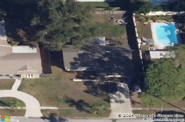 1408 oleander dr, tarpon springs,  FL 34689