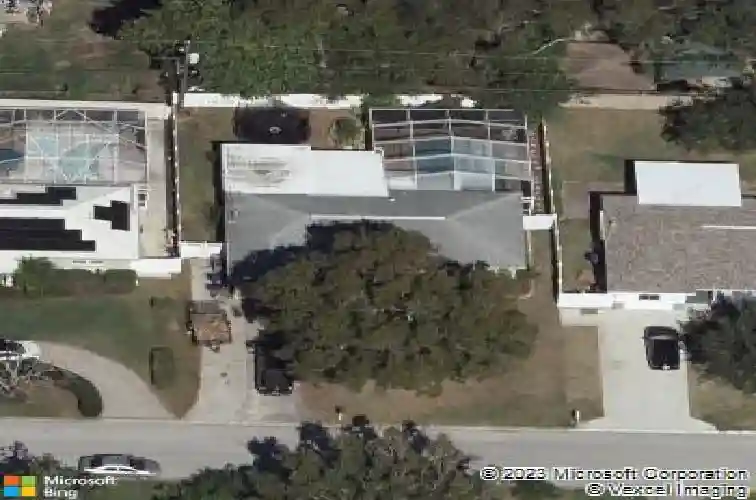 9797 52nd ter n, saint petersburg,  FL 33708