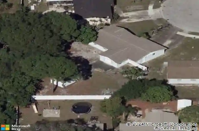 8432 85th ct, seminole,  FL 33777