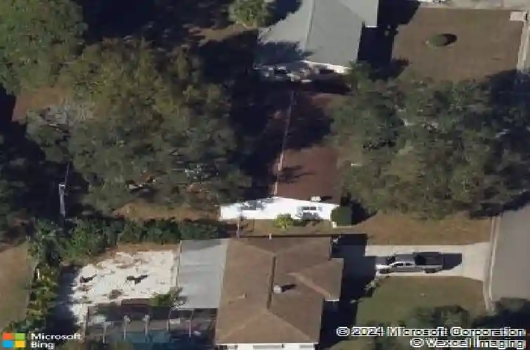 2468 65th st n, saint petersburg,  FL 33710