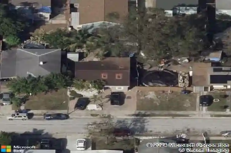 2133 43rd ave n, saint petersburg,  FL 33714