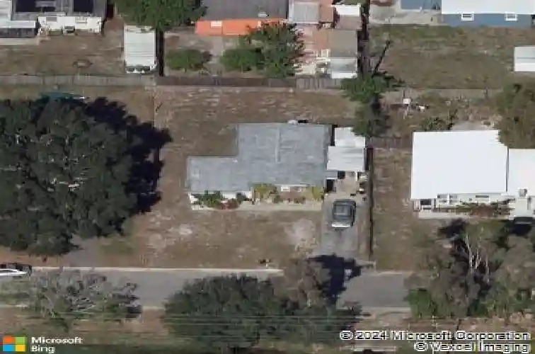 8333 94th ave, seminole,  FL 33777