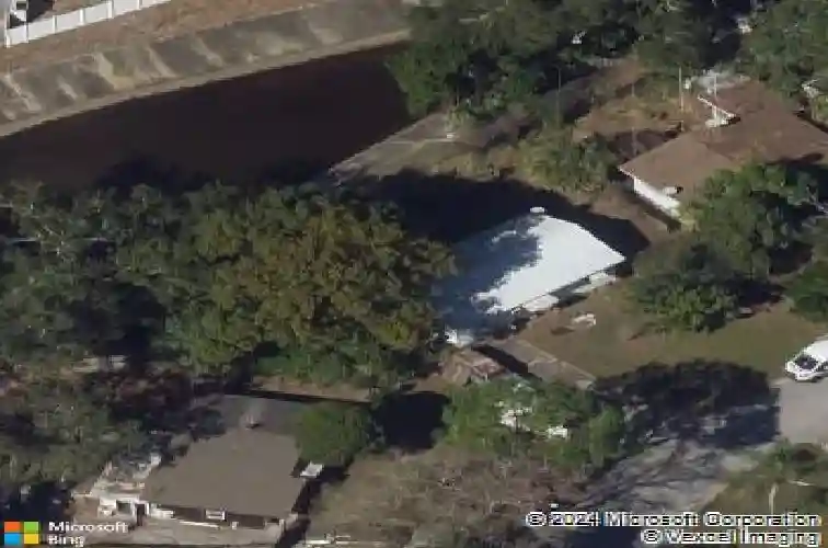 5444 70th ln n, saint petersburg,  FL 33709