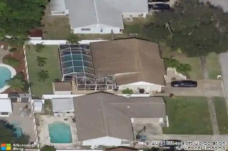 10038 84th st, seminole,  FL 33777