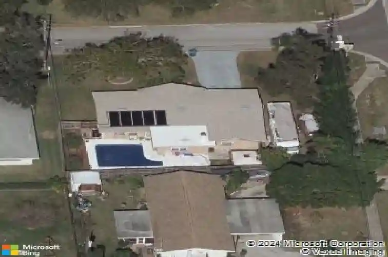 14000 104th ave, largo,  FL 33774