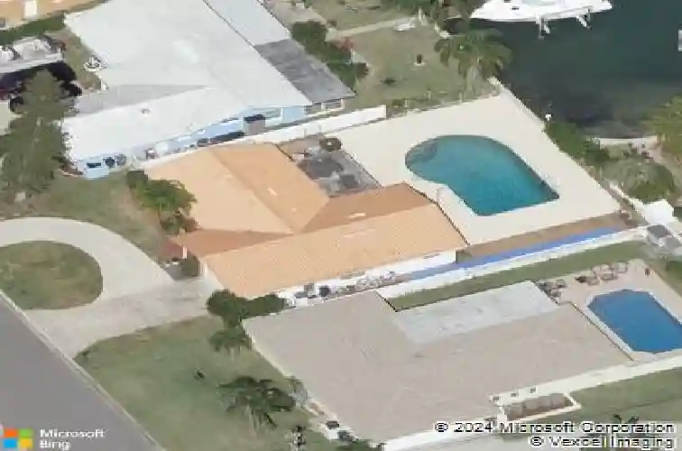 12125 6th st e, treasure island,  FL 33706