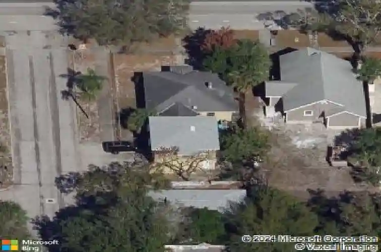 2864 1st ave s, saint petersburg,  FL 33712