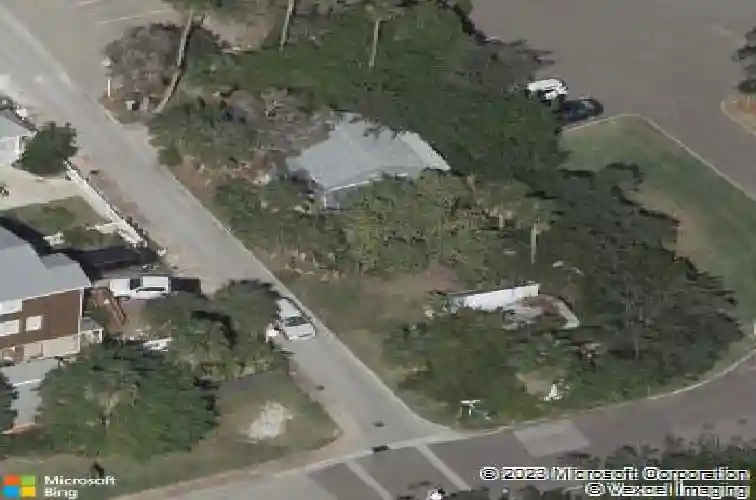 19109 2nd st, indian shores,  FL 33785