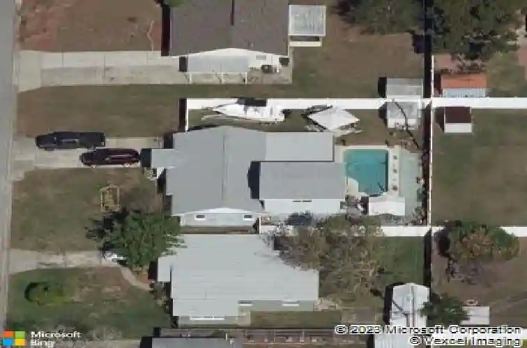 6615 27th st n, saint petersburg,  FL 33702