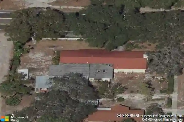 4350 18th ave s, saint petersburg,  FL 33711