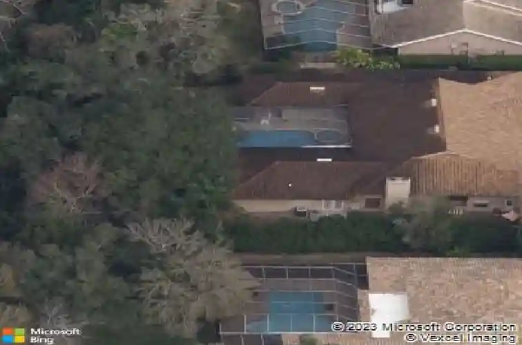 2402 huntington blvd, safety harbor,  FL 34695