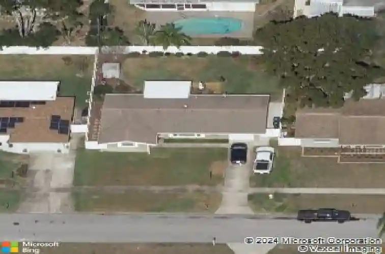 1642 fortune dr, clearwater,  FL 33756