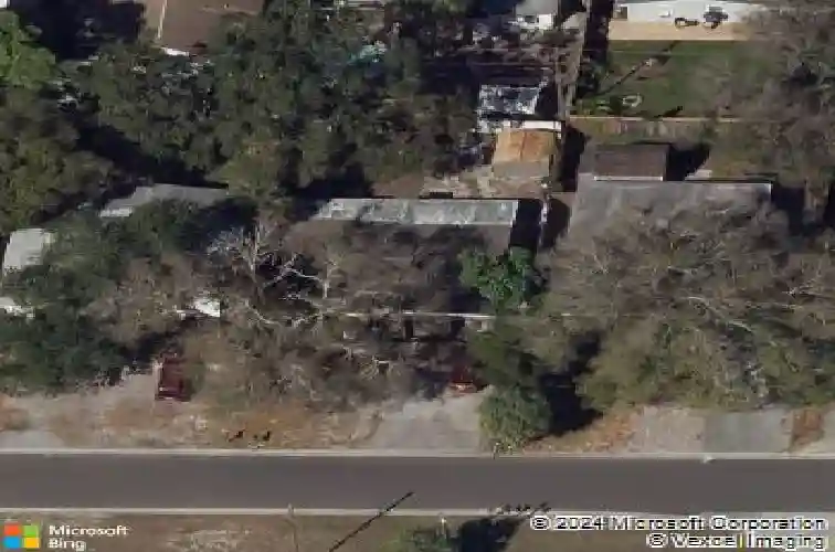 7307 50th ave n, saint petersburg,  FL 33709