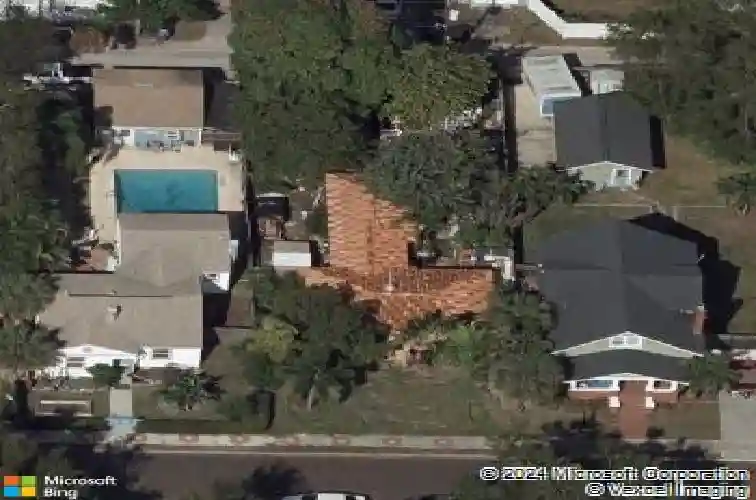 449 12th ave n, saint petersburg,  FL 33701