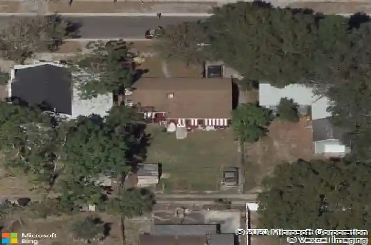 4818 10th ave s, saint petersburg,  FL 33711