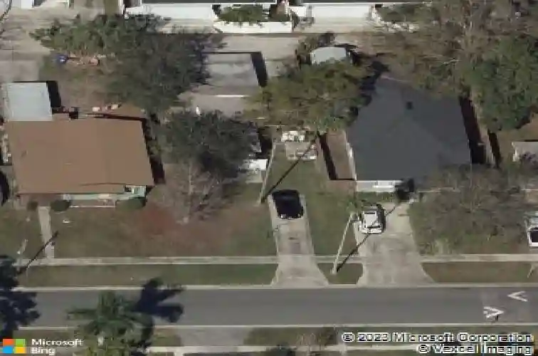 845 50th ave n, saint petersburg,  FL 33703