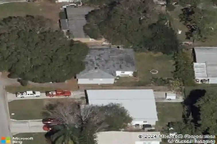 8935 92nd st, seminole,  FL 33777