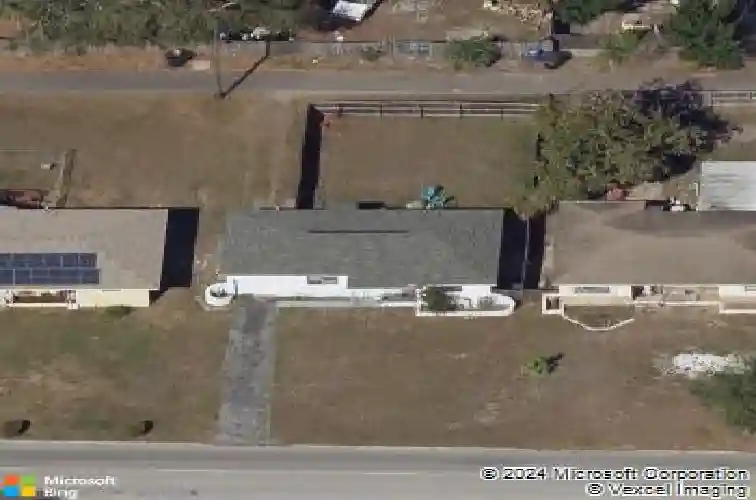 5711 9th ave n, saint petersburg,  FL 33710