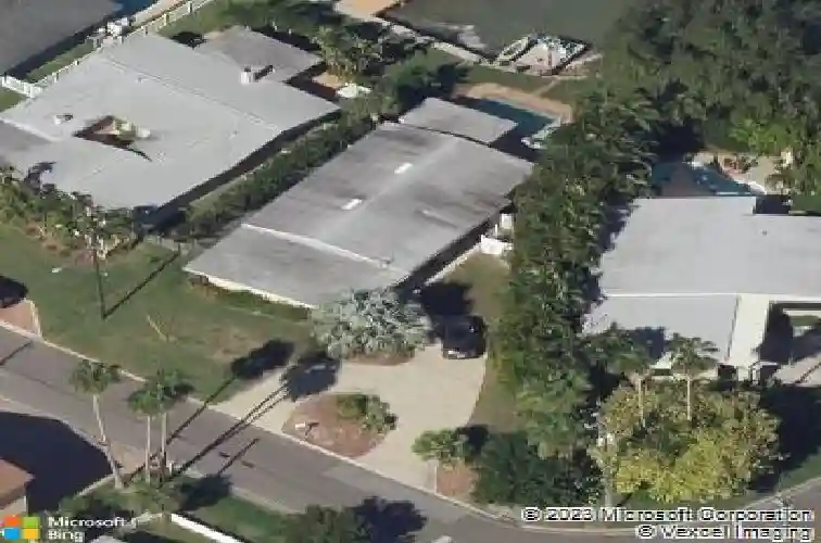 16101 4th st e, redington beach,  FL 33708