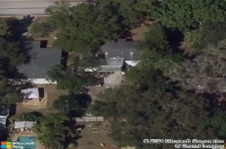 8056 33rd ave n, saint petersburg,  FL 33710