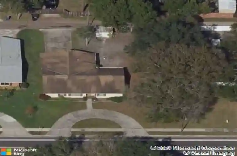 203 34th ave n, saint petersburg,  FL 33704