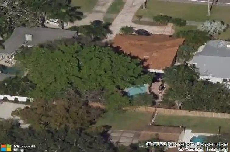 945 snell isle blvd ne, saint petersburg,  FL 33704