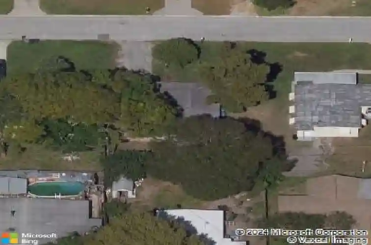 8528 92nd ter, seminole,  FL 33777