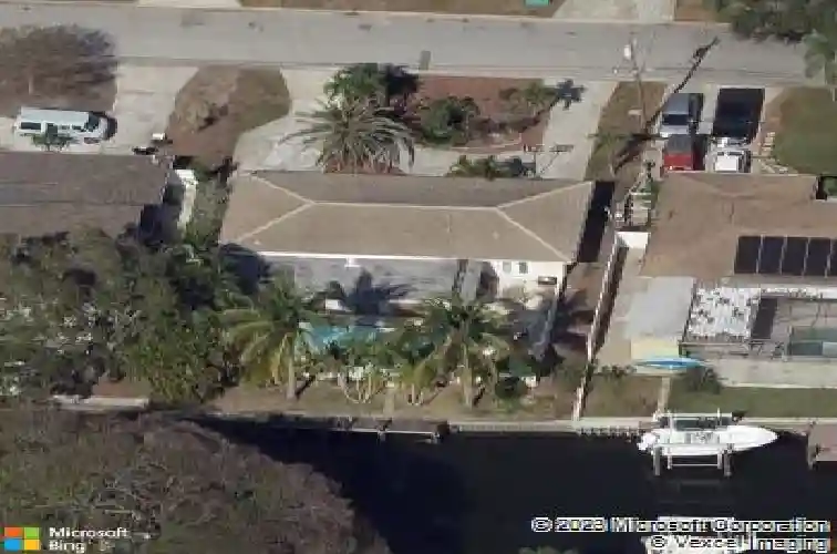 9570 sun isle dr ne, saint petersburg,  FL 33702