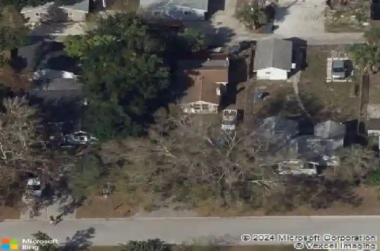 1645 27th ave n, saint petersburg,  FL 33713