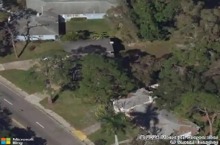 4210 dr martin luther king jr st s, saint petersburg,  FL 33705