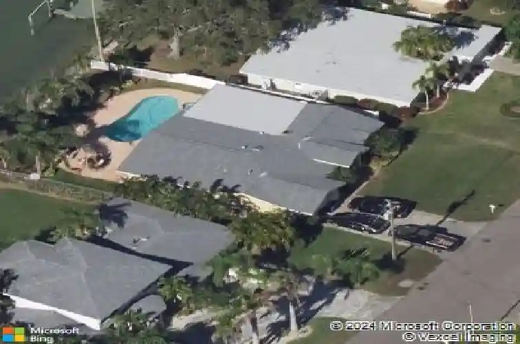 15918 redington dr, redington beach,  FL 33708