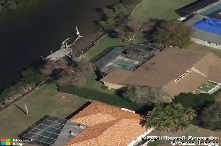 7448 17th ln ne, saint petersburg,  FL 33702