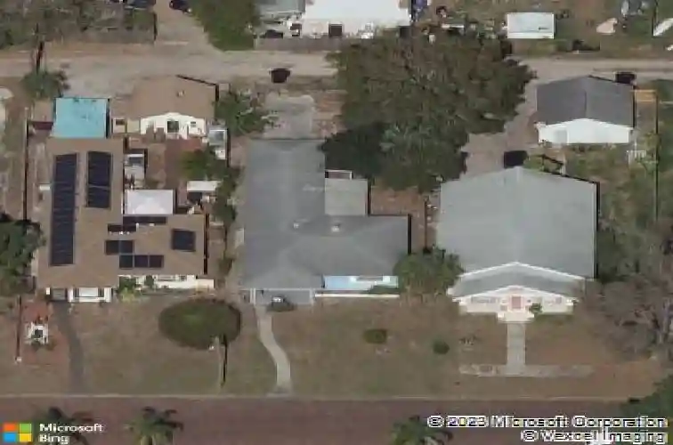 4327 4th ave s, saint petersburg,  FL 33711