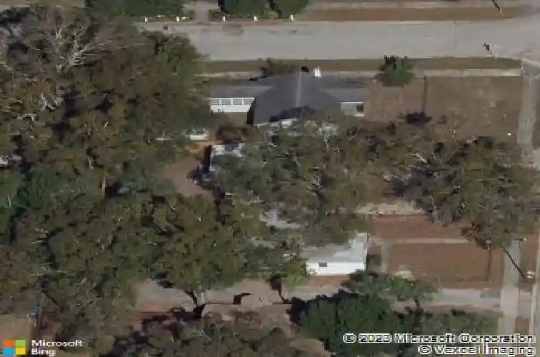 1611 28th st s, saint petersburg,  FL 33712